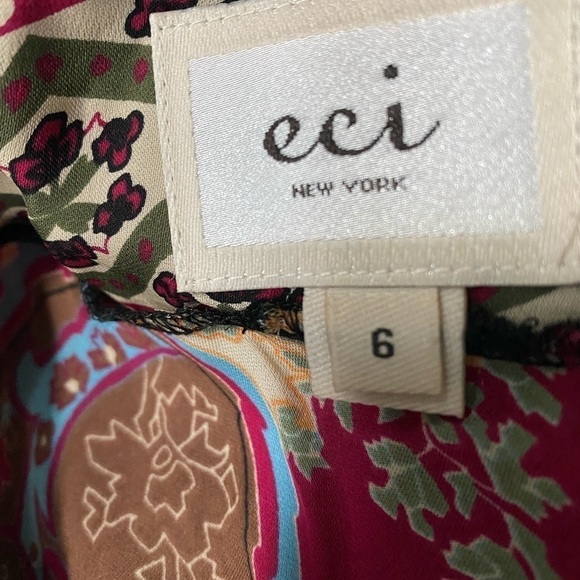 ECI New York Dress Size 6 Ties In Front or Back Colorful V-neck in EUC - Picture 8 of 8